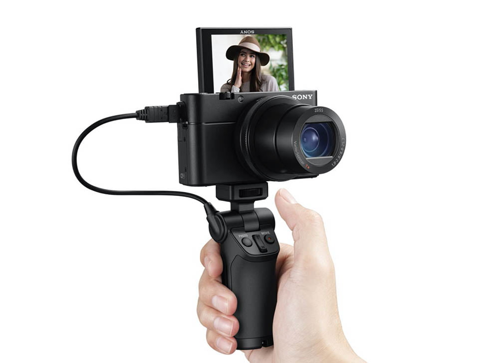 Sony_RX100-Mark-IV-vlogging-camera