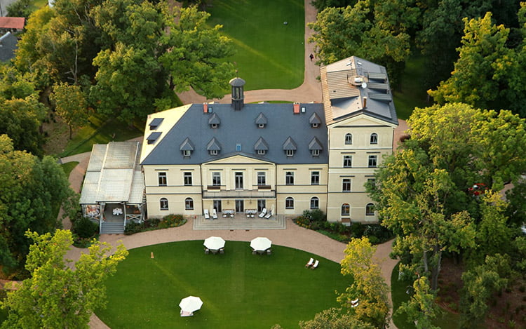 Chateau Mcely - ECO-friendly Hotel